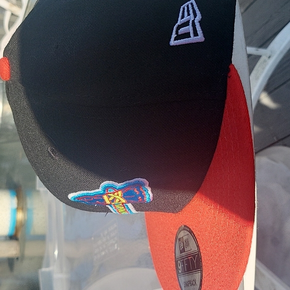 Baseball cap - Picture 3 of 3